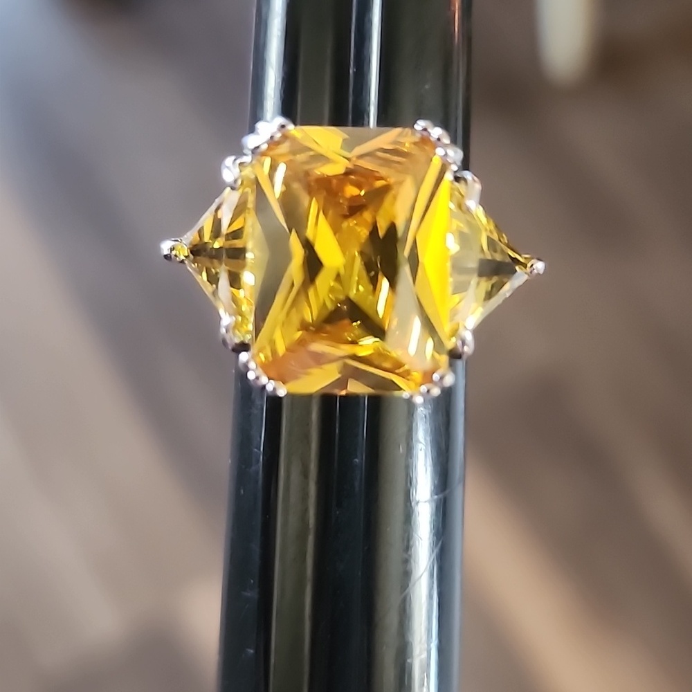 Radiant Yellow Three-Stone Cocktail Statement Ring Sz 6 Chunky Sterling Silver
